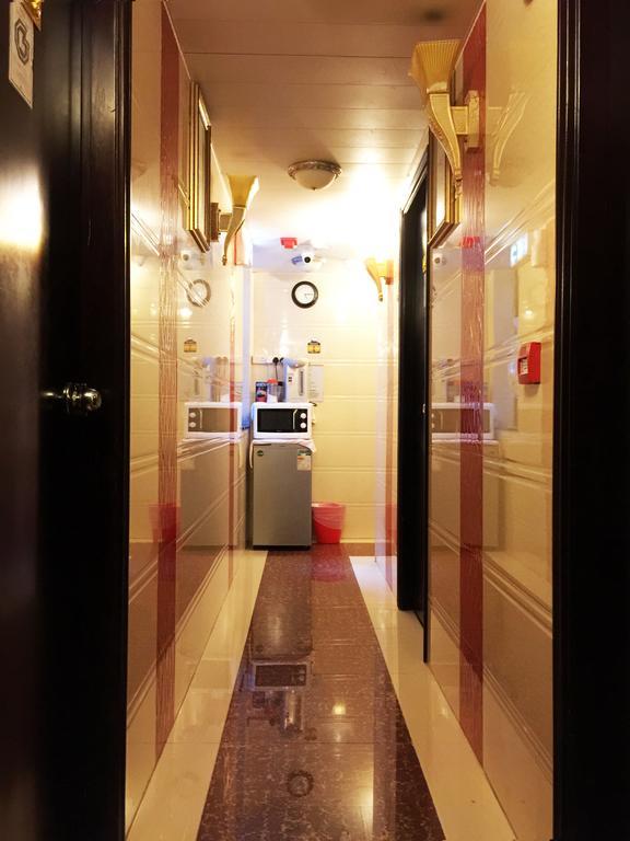 Germany Hostel Block D Хонконг Екстериор снимка
